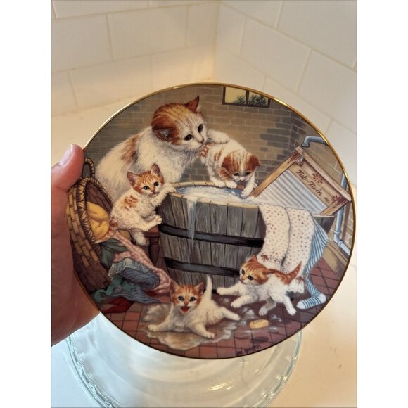 Country Kitties By Gre Gerardi “All Washed Up” Collectors Plate - Picture 4 of 15